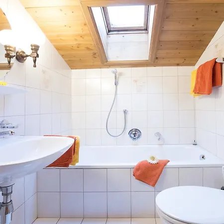 Aparthaus Hubertus Appartement *