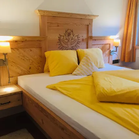 Aparthaus Hubertus 아파트